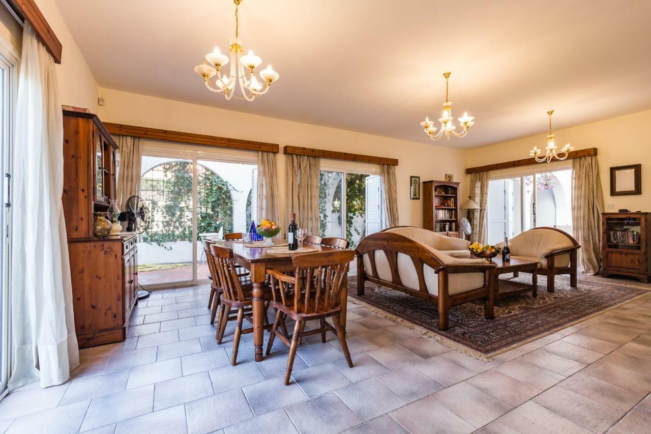 Villa Papaya Residence Пафос Экстерьер фото